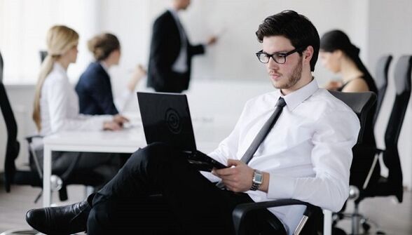 Le travail sédentaire comme cause d'ostéochondrose lombaire